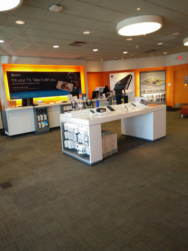 Cell Phone Store «AT&T», reviews and photos, 4351 Lafayette Rd, Indianapolis, IN 46254, USA