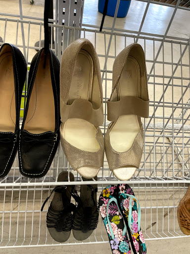Thrift Store «Downtown Rescue Mission Thrift», reviews and photos