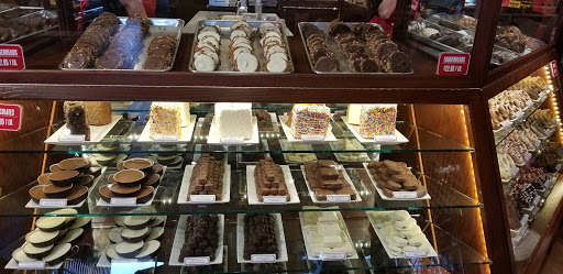 Outlet Mall «Tanger Outlet Lancaster», reviews and photos, 311 Stanley K. Tanger Blvd, Lancaster, PA 17602, USA