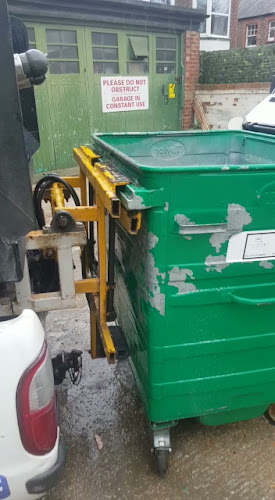 Reviews of Bright n Shine Bin Company - Wheelie Bin Cleaning in Brighton - House cleaning service