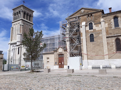 Cathédrale Saint-Apollinaire de Valence à Valence