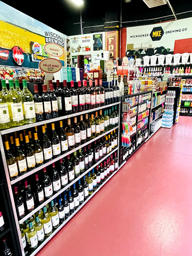 Convenience Store «Circle K», reviews and photos, 130 N Water St, Milwaukee, WI 53202, USA