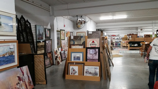 Thrift Store «Stuff Etc», reviews and photos, 2818 Commerce Dr, Coralville, IA 52241, USA