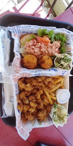 Seafood Market «Blount Market and KITCHEN», reviews and photos, 406 Water St, Warren, RI 02885, USA