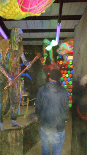 Haunted House «Haunted Hoochie», reviews and photos, 13861 Broad St SW, Pataskala, OH 43062, USA