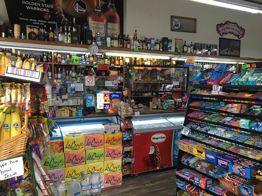 Liquor Store «Judah Ninth Avenue Liquors», reviews and photos, 1400 9th Ave, San Francisco, CA 94122, USA