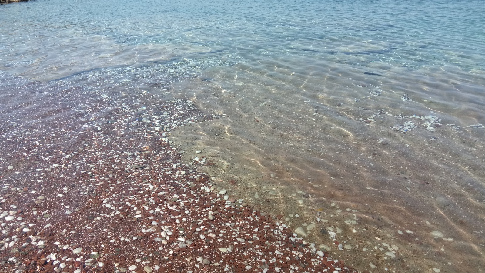 Foto de Paralia Panagitsas área de comodidades