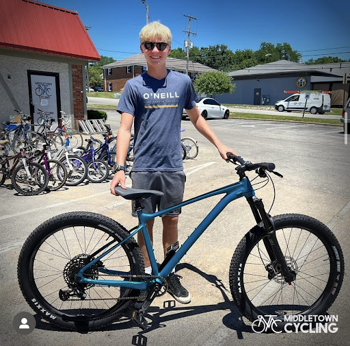 Bicycle Store «Middletown Cycling & Fitness», reviews and photos, 11519 Shelbyville Rd, Louisville, KY 40243, USA