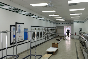 Greensburg 24hr Laundromat image