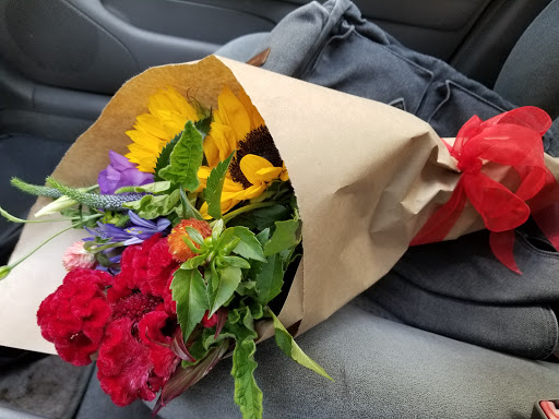 Florist «Strawberry Fields Flowers-Gift», reviews and photos, 423 Strawberry St, Richmond, VA 23220, USA