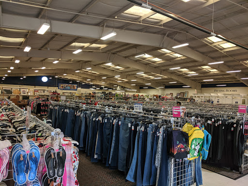 Non-Profit Organization «Southern Oregon Goodwill Retail Store», reviews and photos