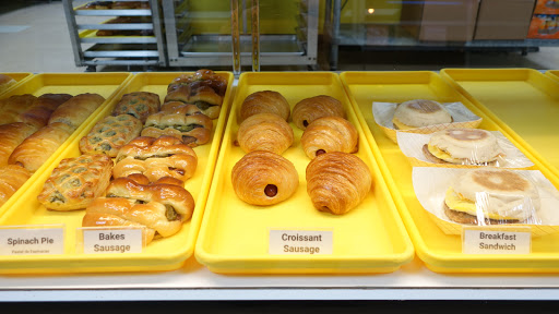 Donut Shop «Jefferson Donut Shop», reviews and photos, 1005 E Jefferson St, Grand Prairie, TX 75051, USA