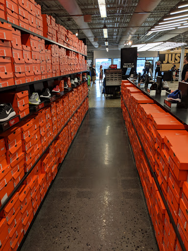 Clothing Store «Nike Factory Store», reviews and photos, 345 U.S. 1 Bypass #1, Kittery, ME 03904, USA
