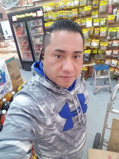 Grocery Store «The Store», reviews and photos, 3811 Hamilton St, Hyattsville, MD 20781, USA