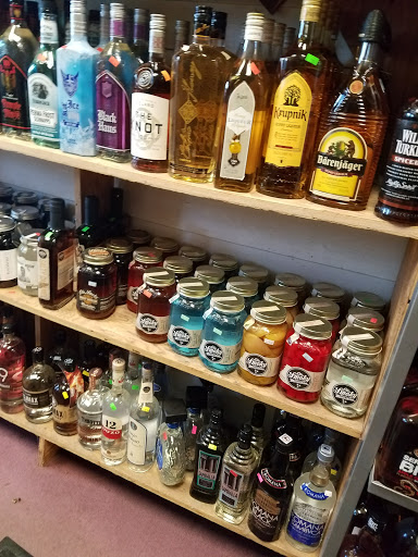 Wine Store «Evans Discount Liquor & Wines», reviews and photos, 1013 E Fairmount Ave, Jamestown, NY 14701, USA