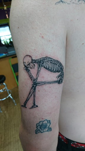 Tattoo Shop «Martian Arts Tattoo Studio», reviews and photos, 3352 SE Hawthorne Blvd, Portland, OR 97214, USA