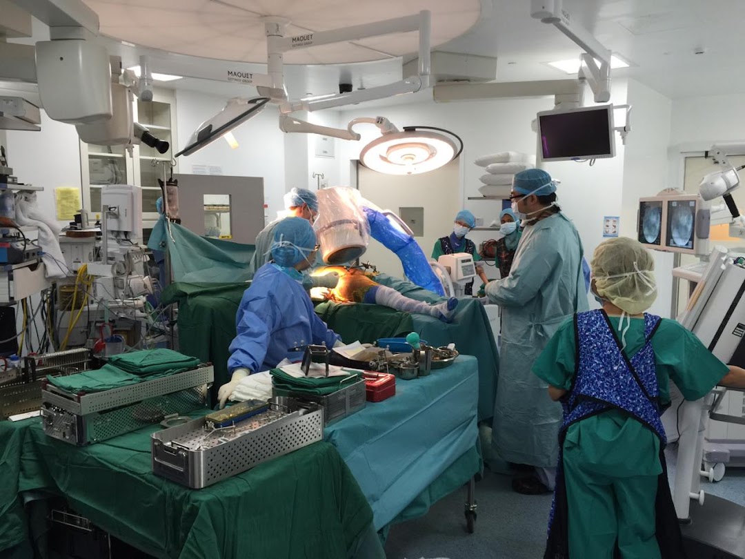 Dr Debabrata Kumar - Knee Replacement | Orthopedic Surgeon in Kolkata