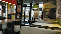 Atmosphère du Restauration rapide McDonald's à Arandon-Passins - n°12