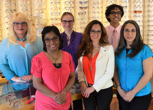 Optometrist «The Eyewear Gallery at Reston Town Center», reviews and photos, 11900 Market St, Reston, VA 20190, USA