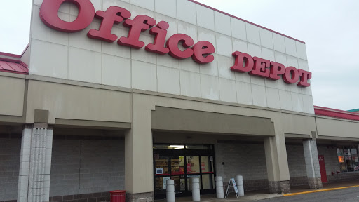 Office Supply Store «Office Depot», reviews and photos, 511 E Roosevelt Rd, Lombard, IL 60148, USA