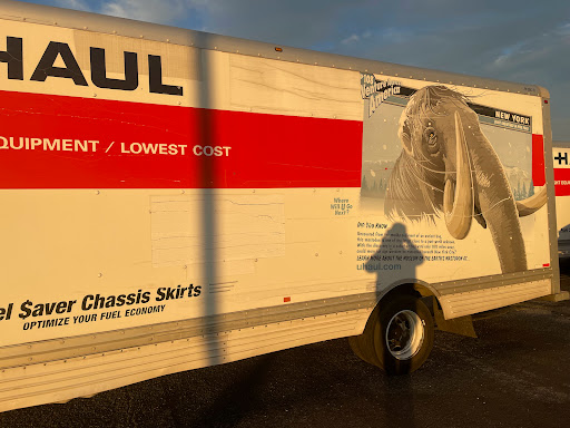 RV Storage Facility «U-Haul Moving & Storage of Woodmere», reviews and photos, 2525 Eastern Blvd, Montgomery, AL 36117, USA