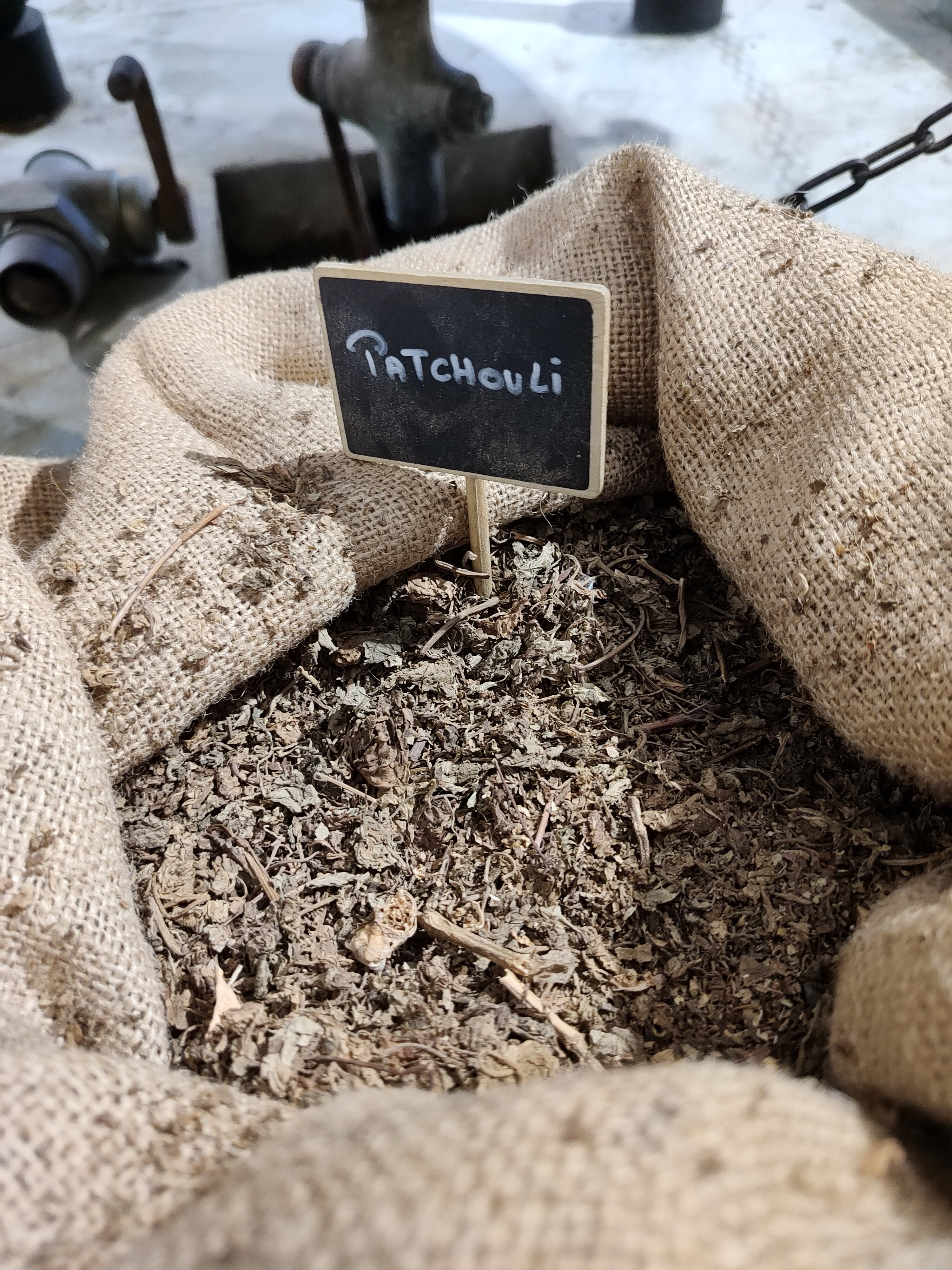 Photo n° 12 de l'avis de STONE. fait le 03/11/2023 à 04:38