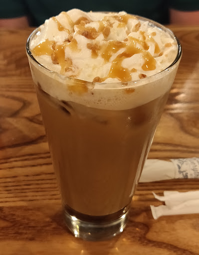 American Restaurant «Cracker Barrel Old Country Store», reviews and photos, 675 Buford Hwy, Cumming, GA 30040, USA