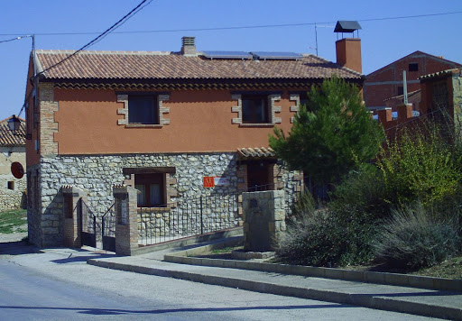 Casa Rural La Fuensanta - C. Feriado, 31, 44370 Cella, Teruel, España