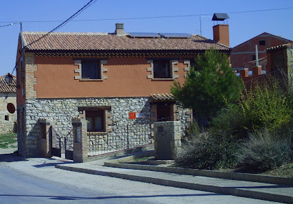 Apartamentos turísticos La Fuensanta C. Feriado, 31, 44370 Cella, Teruel, España