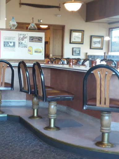 Truck Stop «Pioneer Villa Truck Plaza Inc», reviews and photos, 33180 OR-228, Halsey, OR 97348, USA