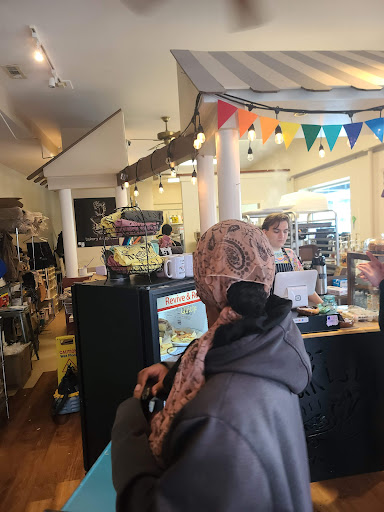 Bakery «Sweet Sues Bake Shop & Coffee», reviews and photos, 9132 Bay Ave, North Beach, MD 20714, USA