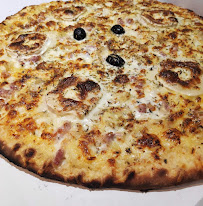 Plats et boissons du Pizzas à emporter Dopu L'Estate à Lucciana - n°1
