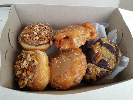 Donut Shop «Star Dust Donut Shop», reviews and photos, 698 CA-75, Imperial Beach, CA 91932, USA