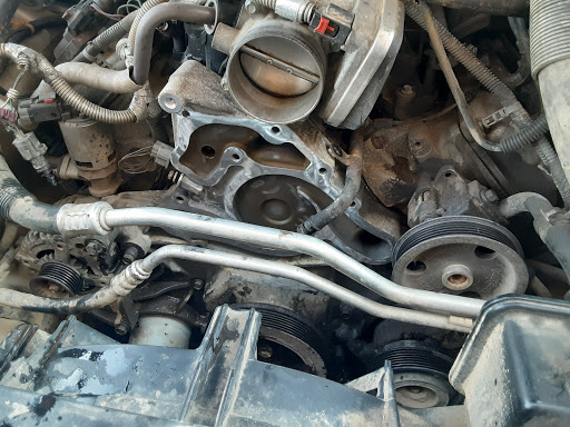 Auto Repair Shop «Dix Auto Clinic», reviews and photos, 18809 Dix Rd, Melvindale, MI 48122, USA