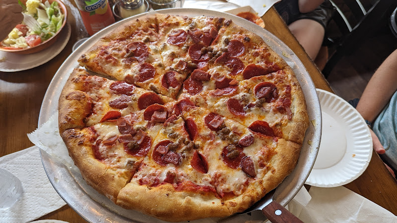 #1 best pizza place in Clearwater Beach - King's Pizza & Grill