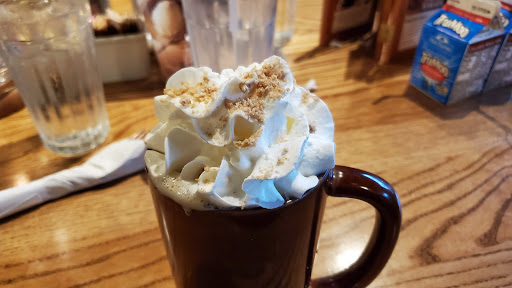 American Restaurant «Cracker Barrel Old Country Store», reviews and photos, 1301 League Line Rd, Conroe, TX 77304, USA