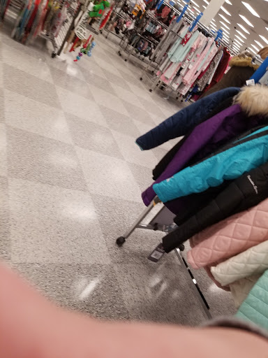 Clothing Store «Ross Dress for Less», reviews and photos, 7290 191st St, Tinley Park, IL 60477, USA