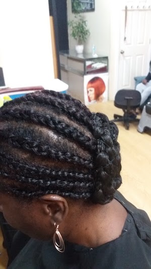 Dangela Beauty Salon - photo 40