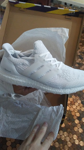 Sportswear Store «Shoe Gallery», reviews and photos, 244 NE 1st Ave, Miami, FL 33132, USA