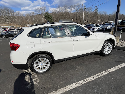 Car Dealer «J&M Automotive Sales and Service LLC», reviews and photos, 756 New Haven Rd, Naugatuck, CT 06770, USA