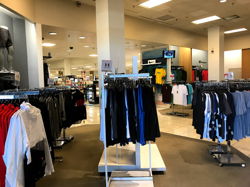 Outerwear store Hayward