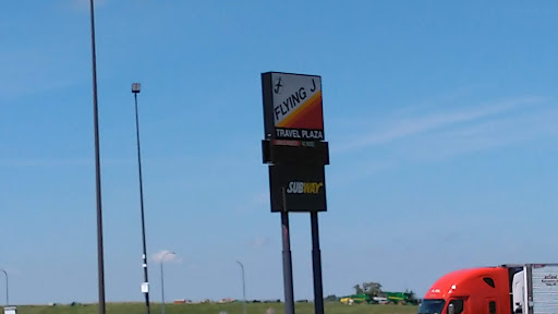 Gas Station «Flying J», reviews and photos, ND-16, Beach, ND 58621, USA