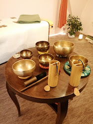 Fényesműhely masszázs, aromaterápia, tibeti hangtálterápia-Komárom