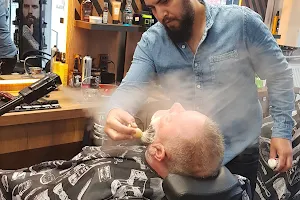 M- DAMASKUS friseur & barber image