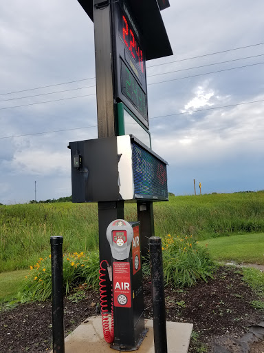 Convenience Store «Kwik Trip #621», reviews and photos, 102 Express Way, Bonduel, WI 54107, USA