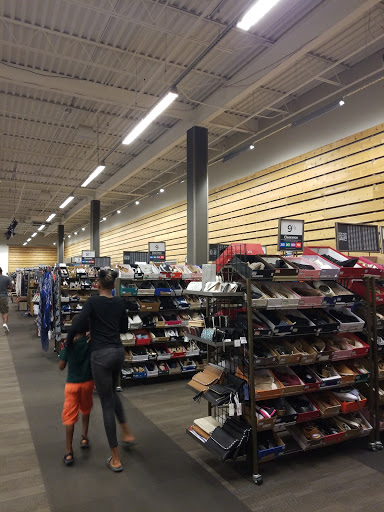 Shoe Store «DSW Designer Shoe Warehouse», reviews and photos, 2550 Solomons Island Rd, Annapolis, MD 21401, USA