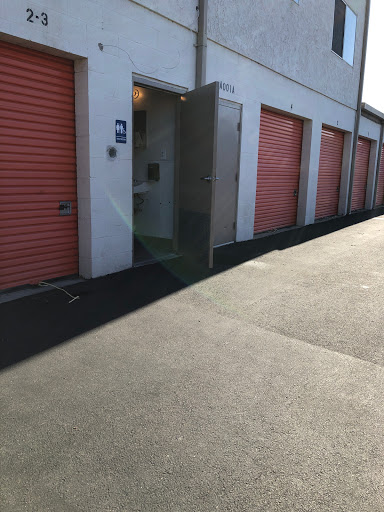 Self-Storage Facility «Public Storage», reviews and photos, 14861 Franklin Ave, Tustin, CA 92780, USA