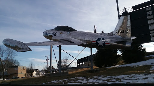 Stadium «Veterans Memorial Stadium», reviews and photos, 950 Rockford Rd SW, Cedar Rapids, IA 52404, USA