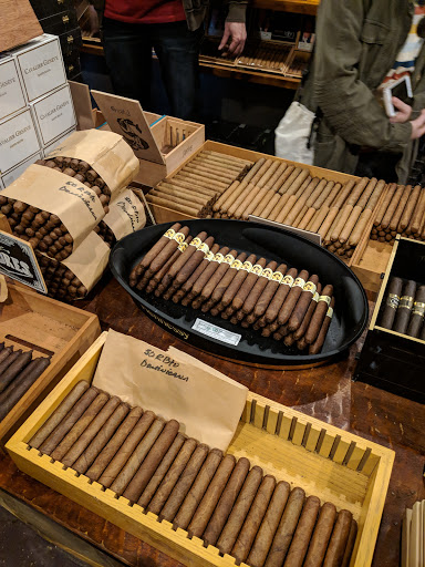 Cigar Shop «Cigar Art», reviews and photos, 504 N Bishop Ave, Dallas, TX 75208, USA