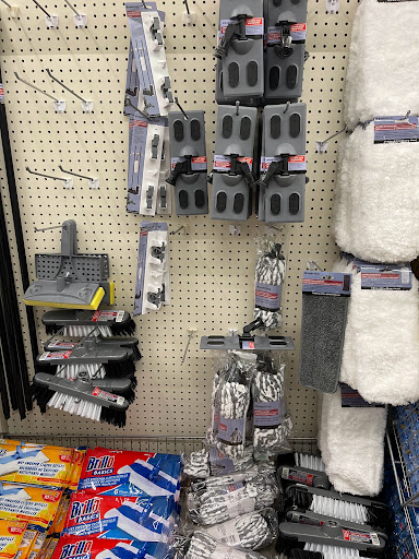 Dollar Store «Dollar Tree», reviews and photos, 8634 Baymeadows Rd, Jacksonville, FL 32256, USA